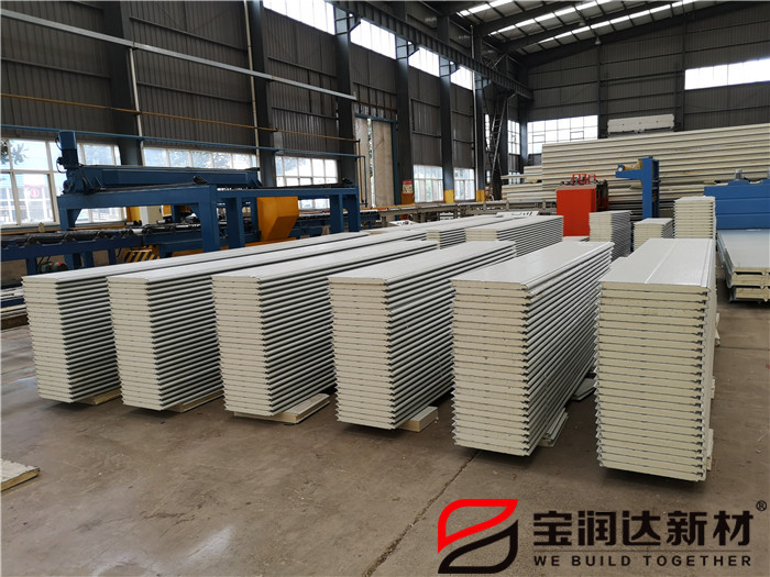 寶潤達聚氨酯發(fā)泡門板