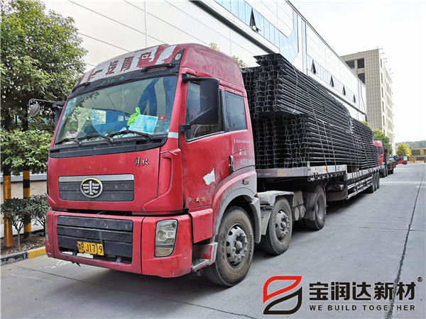 寶潤(rùn)達(dá)供應(yīng)商丘TD2-70鋼筋桁架樓承板