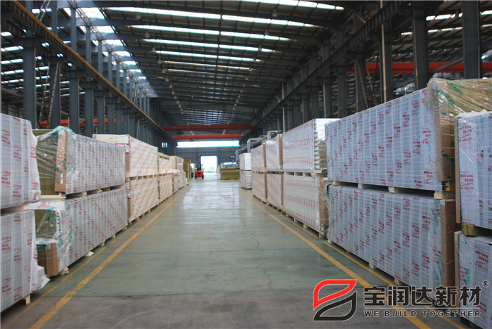 寶潤達(dá)聚氨酯生產(chǎn)車間實拍