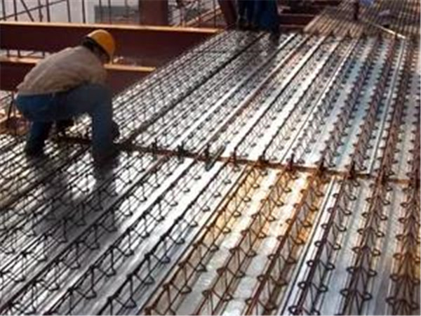 【寶潤達(dá)】大跨度桁架怎么施工？