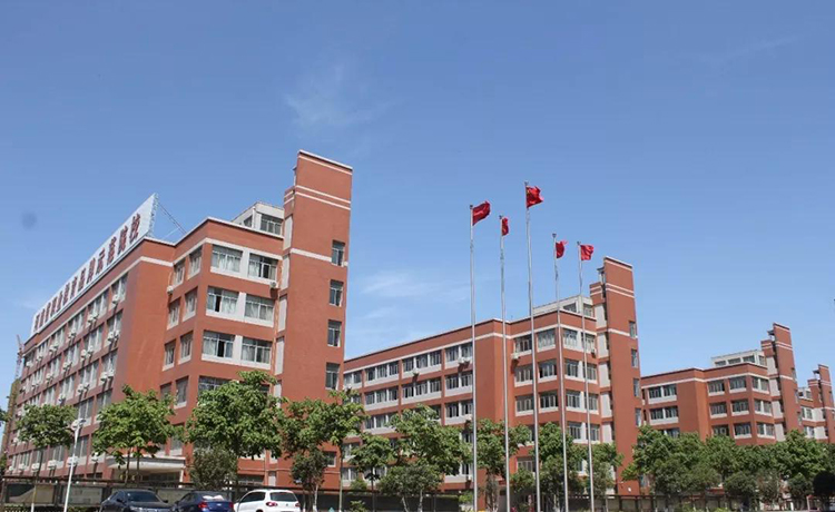 鄭州交通技師學(xué)院外墻翻新項目