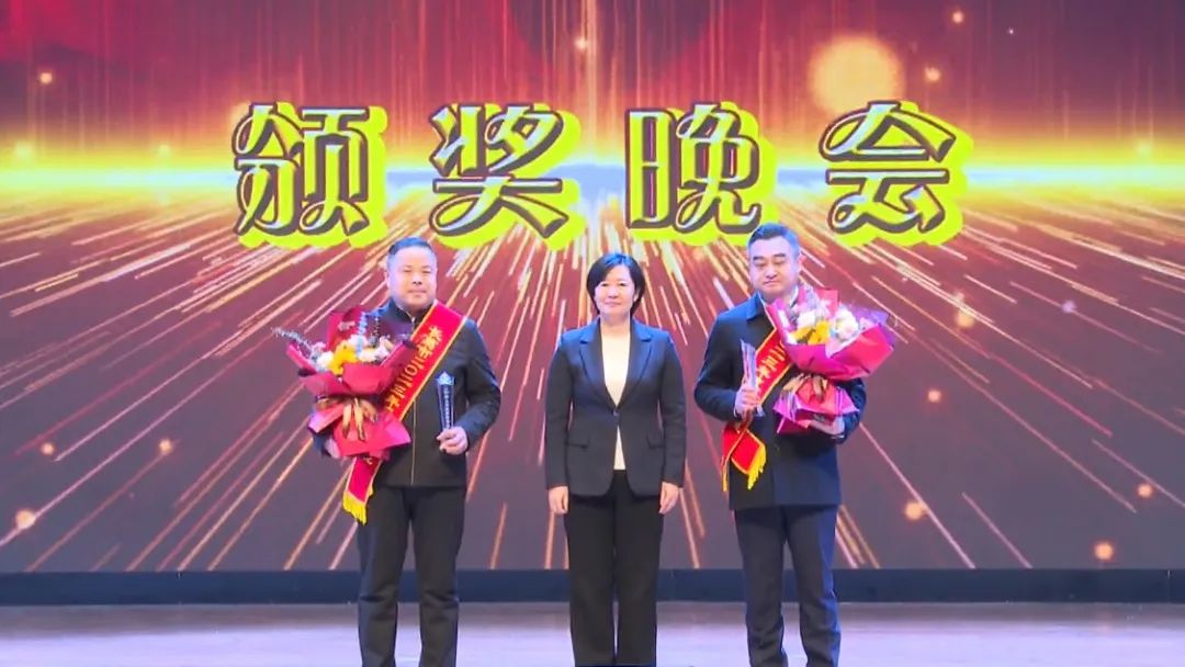 寶潤達(dá)新材董事長黃志強(qiáng)榮獲助人為樂道德模范獎(jiǎng)